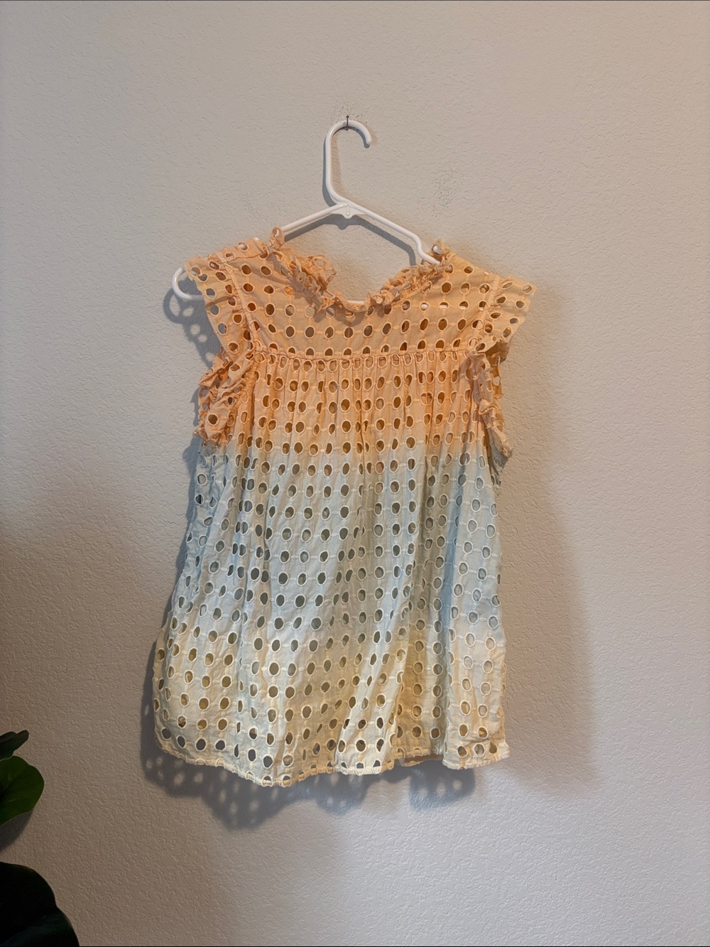 Anthropologie brand Ollari NY Women’s Eyelet Ruffle Blouse in Peach ombré M